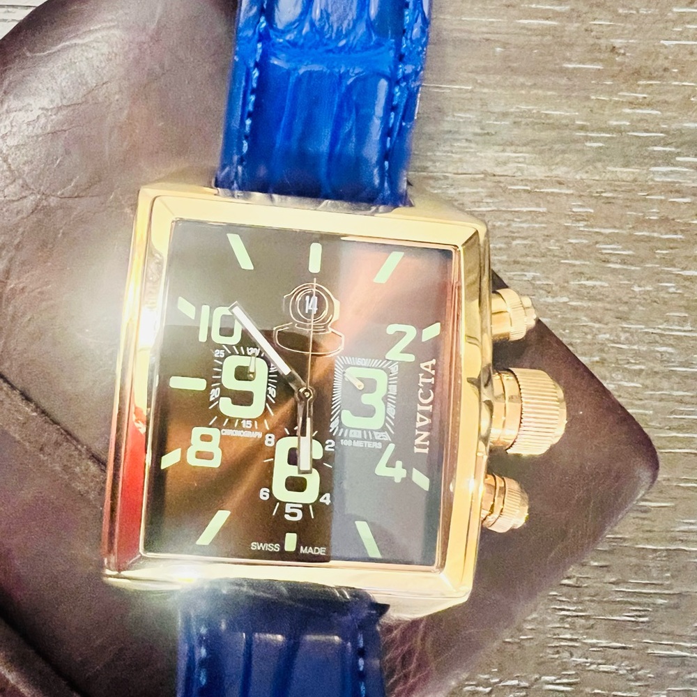 Invicta Rose Tone Russian Diver with Blue Genuine Alligator Band. Model #7186